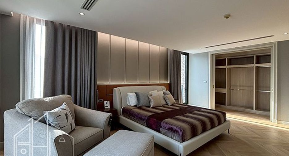 Condo en alquiler de 4 habitaciones en Watthana, Bangkok
