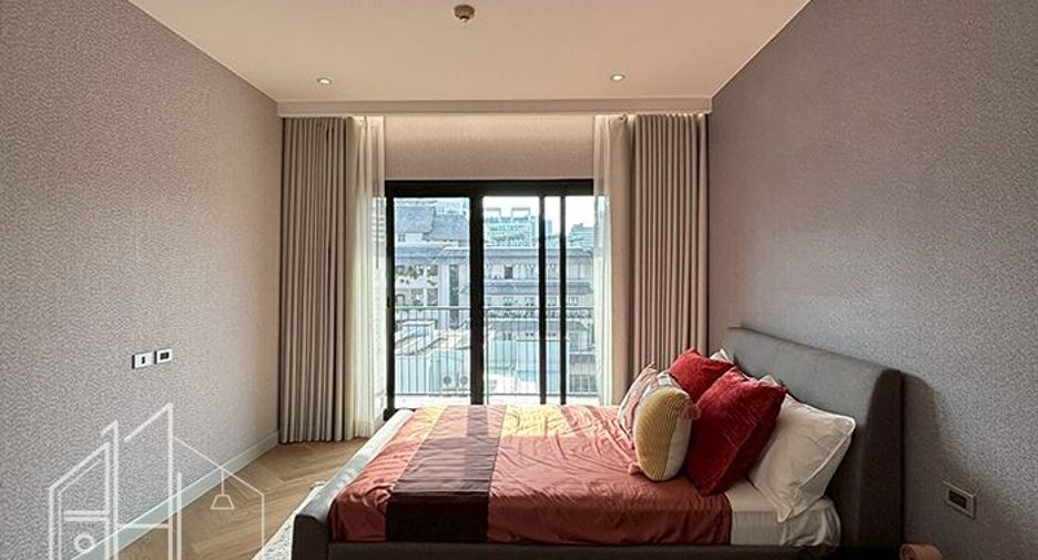 Condo en alquiler de 4 habitaciones en Watthana, Bangkok