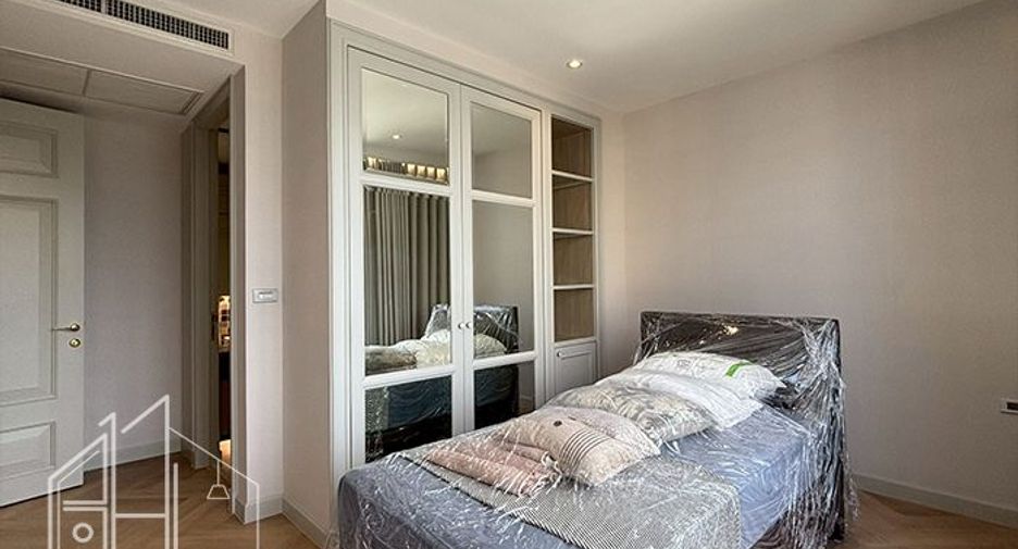 Condo en alquiler de 4 habitaciones en Watthana, Bangkok