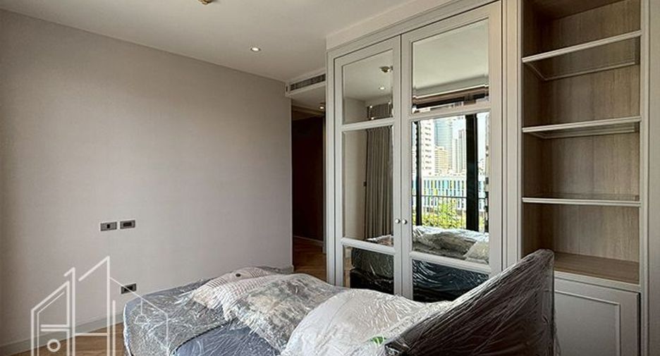 Condo en alquiler de 4 habitaciones en Watthana, Bangkok