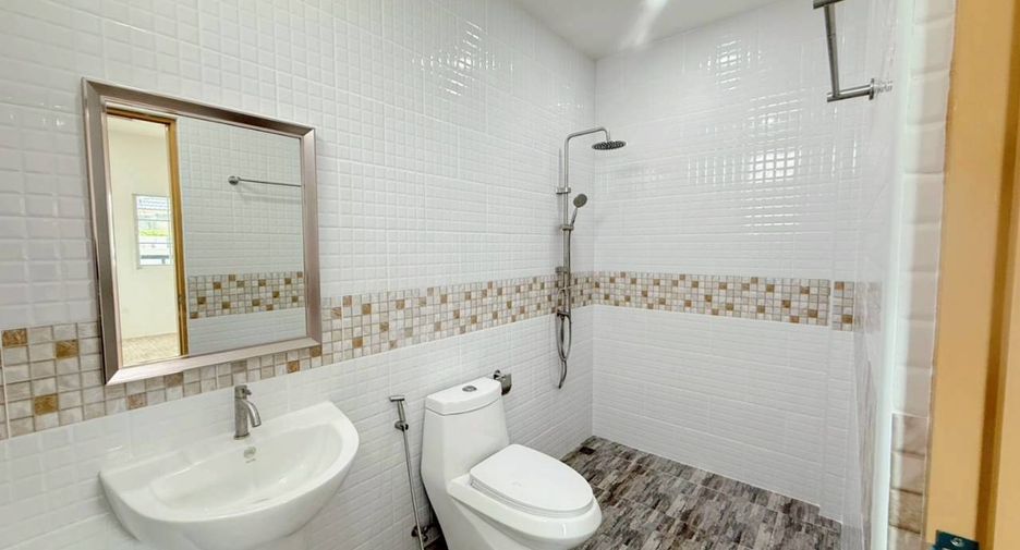 For sale 2 bedrooms townhouse in Thalang, Phuket