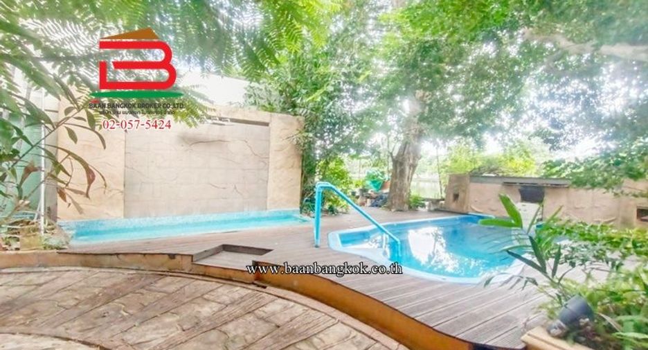 Casa en venta de 4 habitaciones en Lam Luk Ka, Pathum Thani