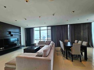 For rent 4 bedrooms condo in Pathum Wan, Bangkok