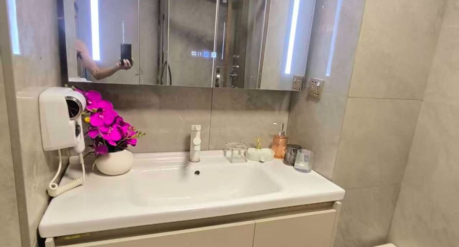 For rent スタジオ condo in Pratumnak, Pattaya