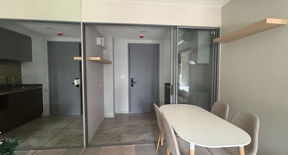 For sale 2 bedrooms condo in Watthana, Bangkok