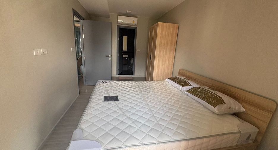 For sale 2 bedrooms condo in Watthana, Bangkok