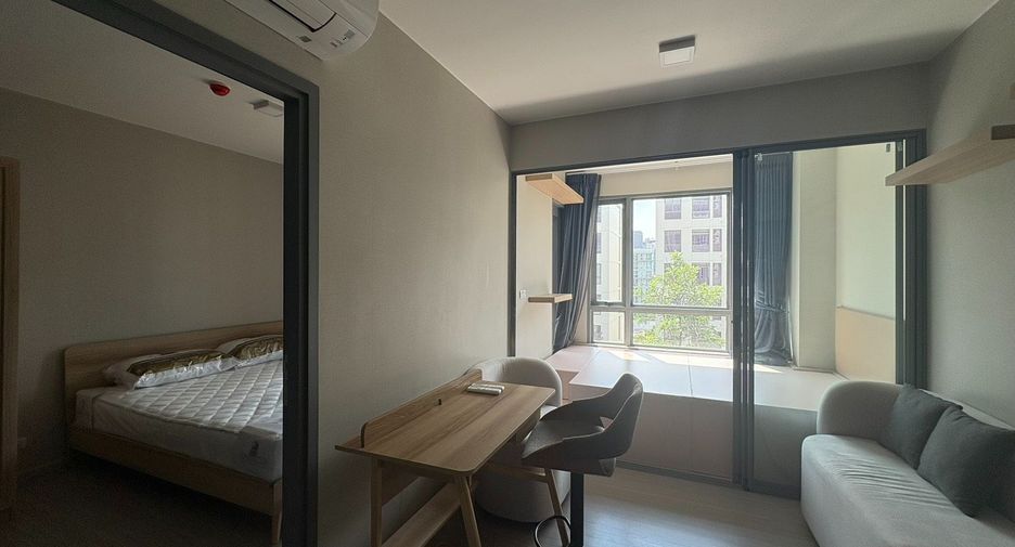 For sale 2 bedrooms condo in Watthana, Bangkok