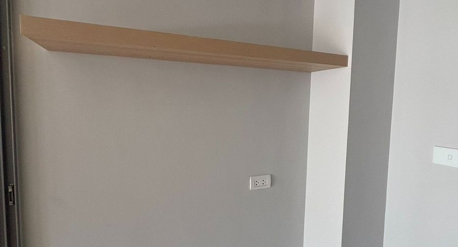 For sale 2 bedrooms condo in Watthana, Bangkok