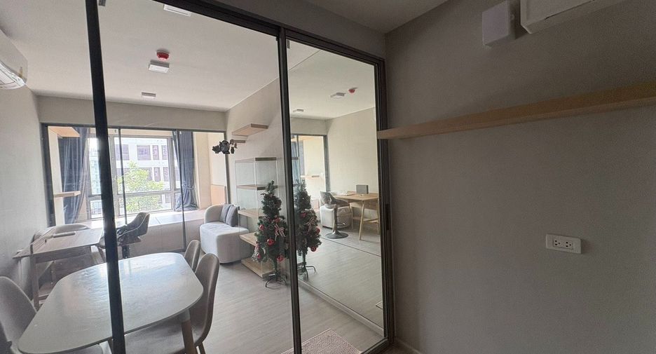 For sale 2 bedrooms condo in Watthana, Bangkok