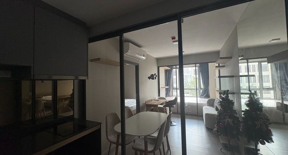 For sale 2 bedrooms condo in Watthana, Bangkok