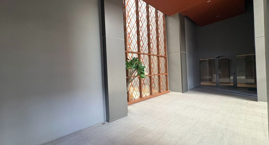 For sale 2 bedrooms condo in Watthana, Bangkok