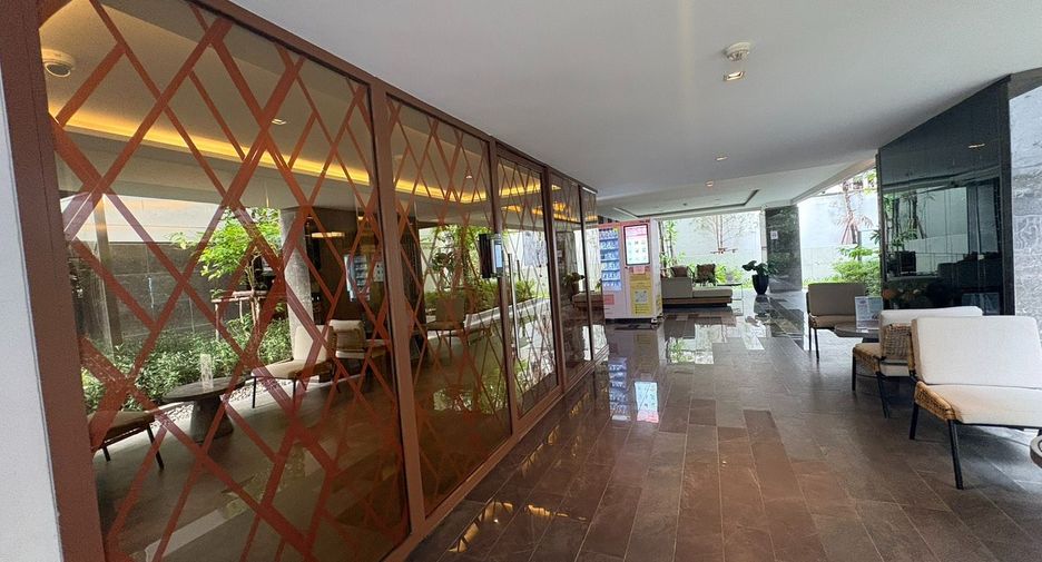 For sale 2 bedrooms condo in Watthana, Bangkok