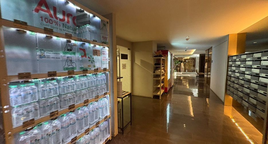 For sale 2 bedrooms condo in Watthana, Bangkok