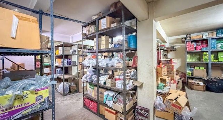 Gewerbefläche zum Kauf mit 6 Zimmer in Thon Buri, Bangkok