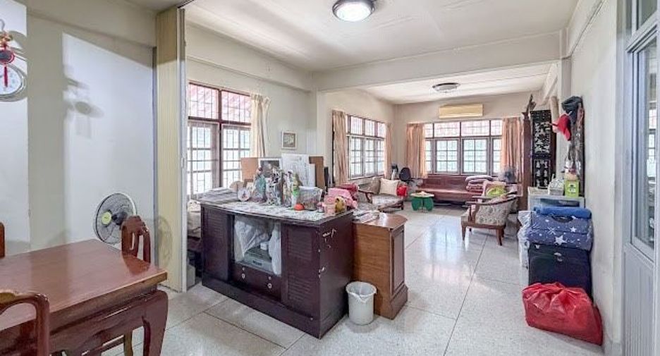 Gewerbefläche zum Kauf mit 6 Zimmer in Thon Buri, Bangkok