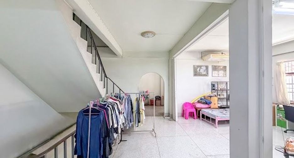 Gewerbefläche zum Kauf mit 6 Zimmer in Thon Buri, Bangkok