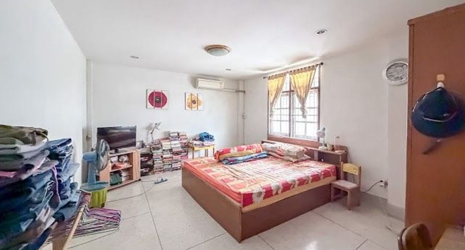 Gewerbefläche zum Kauf mit 6 Zimmer in Thon Buri, Bangkok