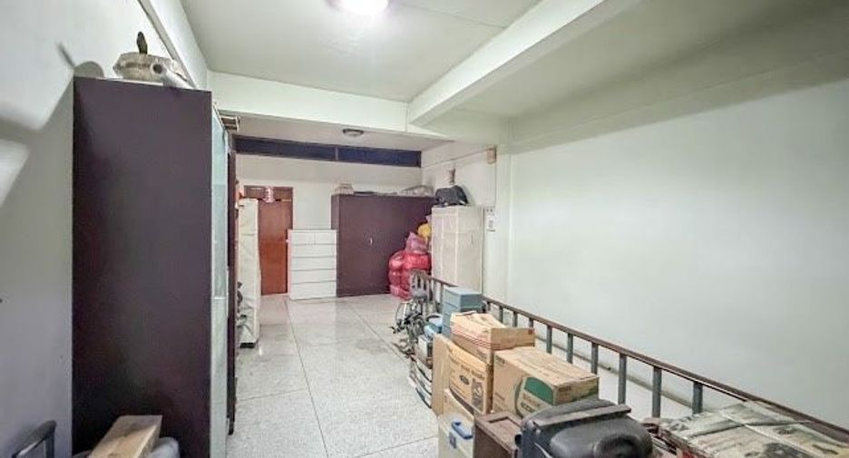 Gewerbefläche zum Kauf mit 6 Zimmer in Thon Buri, Bangkok