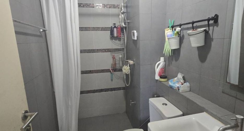 For sale 1 bed condo in Bang Bo, Samut Prakan