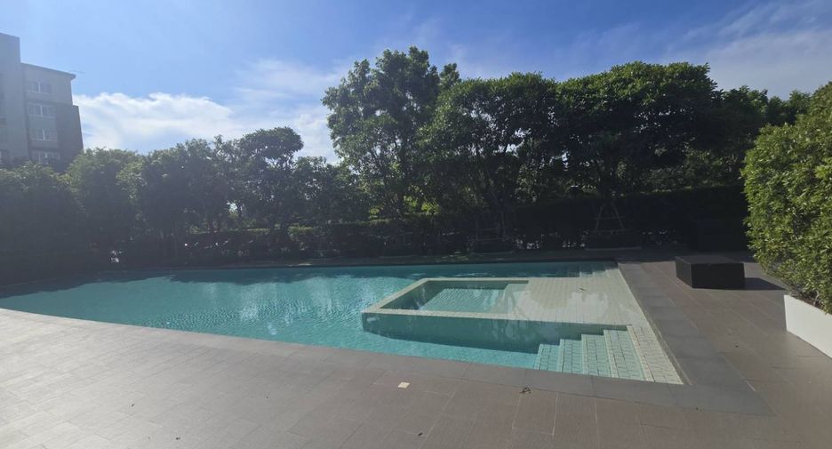 For sale 1 bed condo in Bang Bo, Samut Prakan