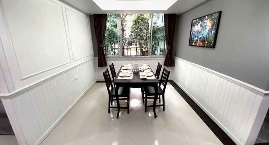 出租 2 卧室 公寓 在 Khlong Toei, 曼谷