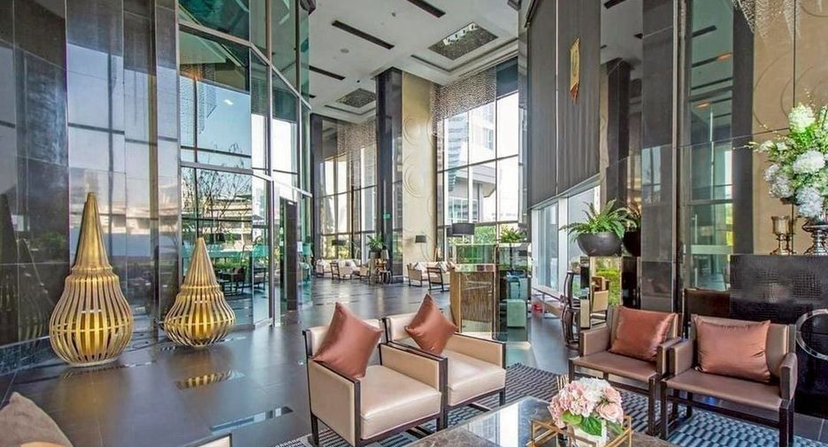Condo en alquiler de 1 habitaciones en Sathon, Bangkok