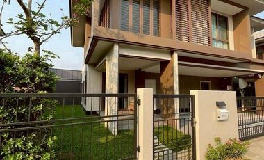 For rent 4 bedrooms house in Bang Kapi, Bangkok