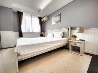 À louer 2 chambres condo à Khlong Toei, Bangkok