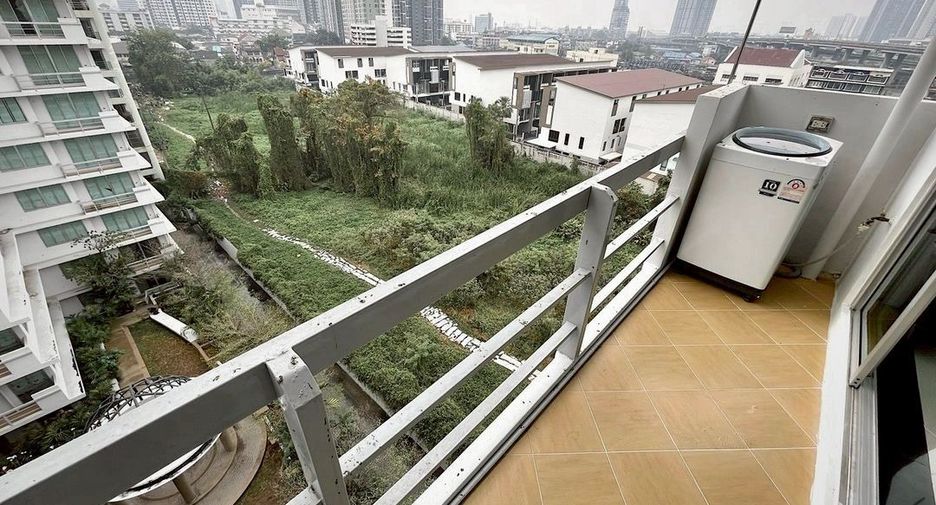 À louer 2 chambres condo à Khlong Toei, Bangkok