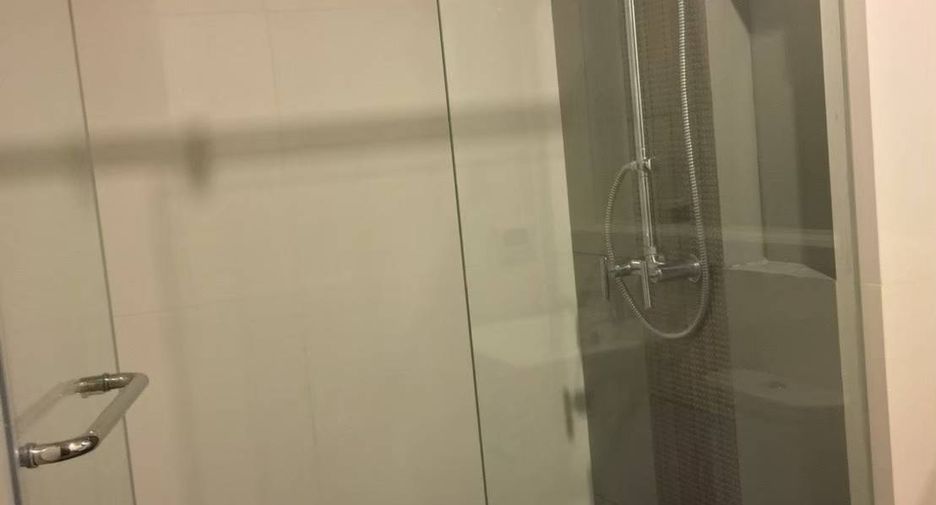 Condo en alquiler de 1 habitaciones en Sathon, Bangkok