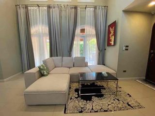 Casa en venta y en alquiler de 3 habitaciones en Bang Lamung, Chonburi