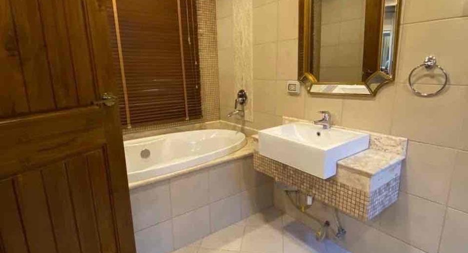 À vendre et à louer 3 chambres maison à East Pattaya, Pattaya