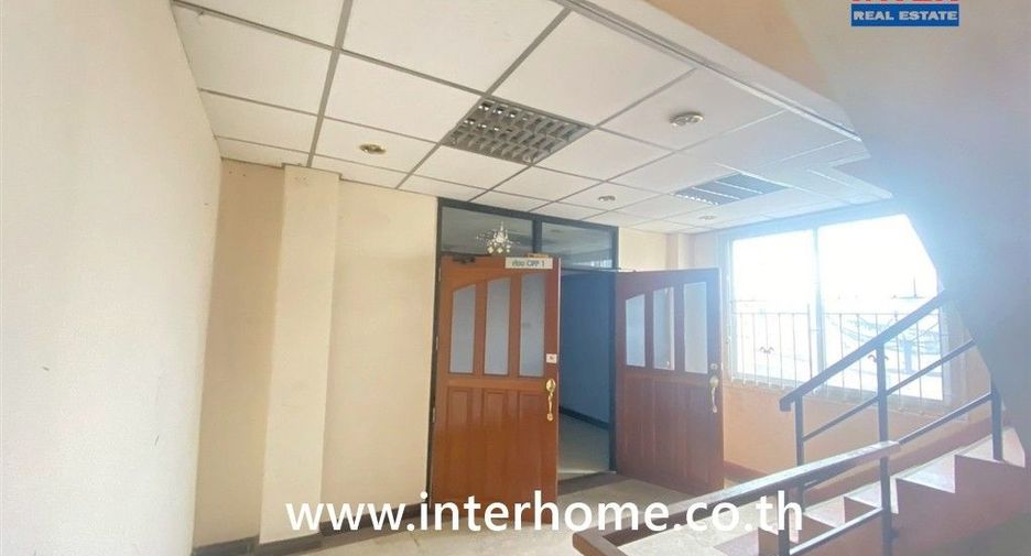 For sale 6 bedrooms retail Space in Bueng Kum, Bangkok
