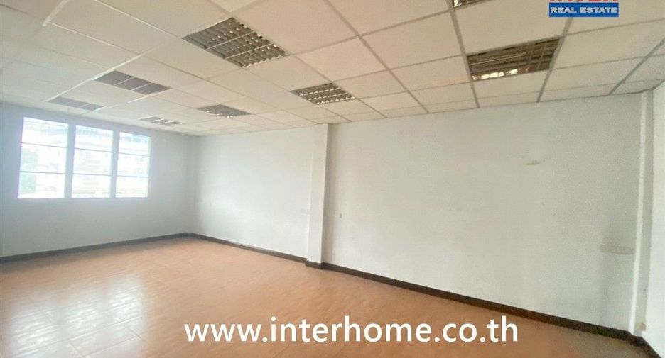 For sale 6 bedrooms retail Space in Bueng Kum, Bangkok