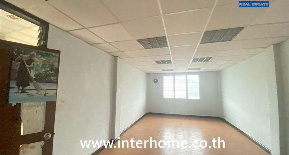 For sale 6 bedrooms retail Space in Bueng Kum, Bangkok