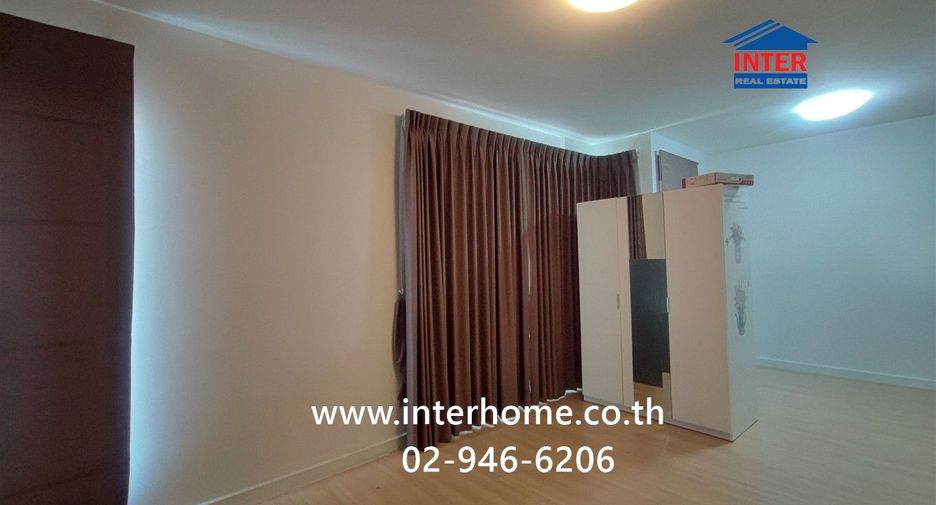 Casa en venta de 3 habitaciones en Bang Kruai, Nonthaburi