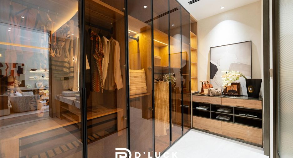 À vendre 6 chambres villa à Huay Yai, Pattaya