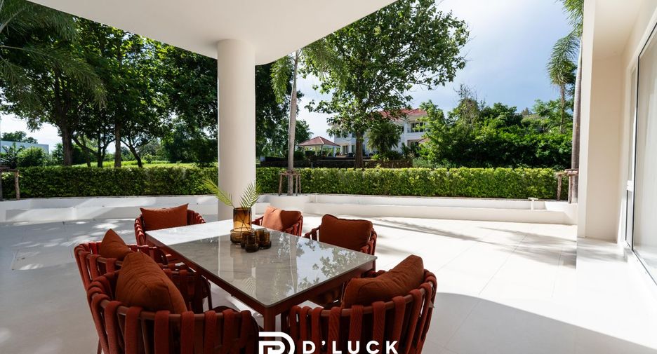 À vendre 6 chambres villa à Huay Yai, Pattaya