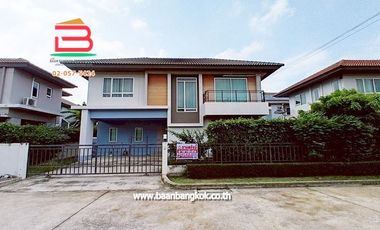 Casa en venta de 4 habitaciones en Thanyaburi, Pathum Thani