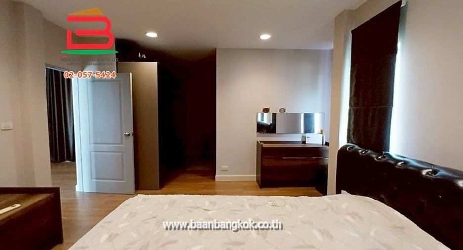Casa en venta de 4 habitaciones en Thanyaburi, Pathum Thani