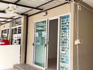出售 3 卧室 联排别墅 在 Mueang Samut Sakhon, Samut Sakhon