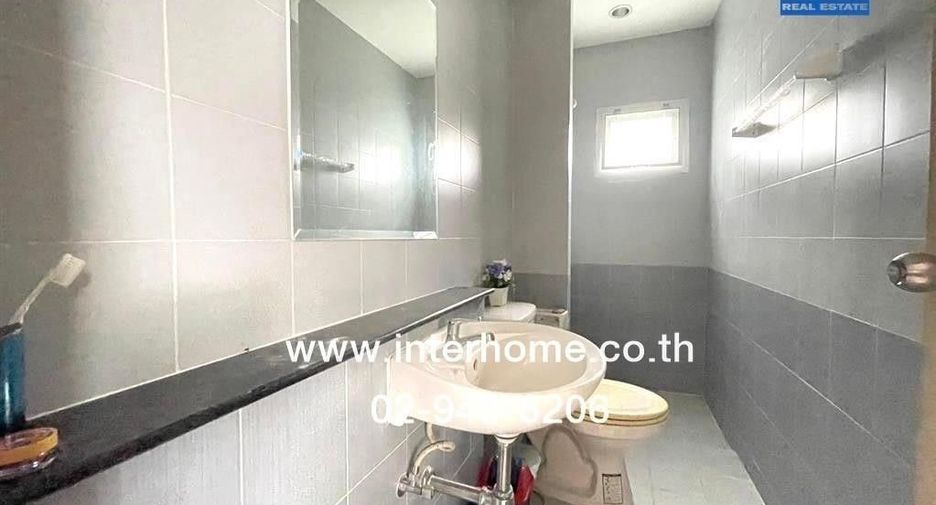 For sale 3 ベッドルーム house in Mueang Chachoengsao, Chachoengsao