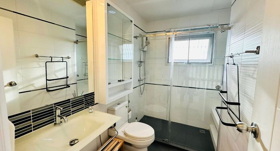 À vendre 2 chambres condo à Central Pattaya, Pattaya