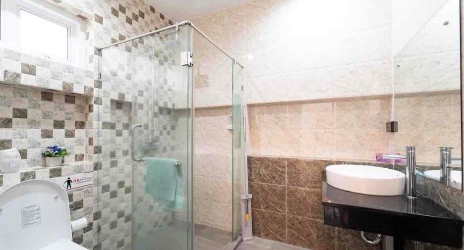 For rent 3 bedrooms house in Huay Yai, Pattaya