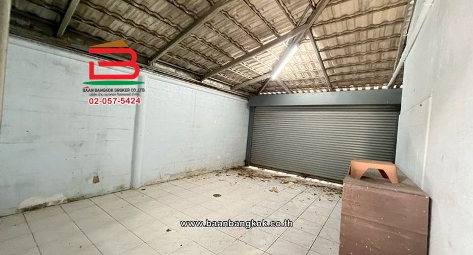 出售 4 卧室 独立屋 在 Bang Khen, 曼谷