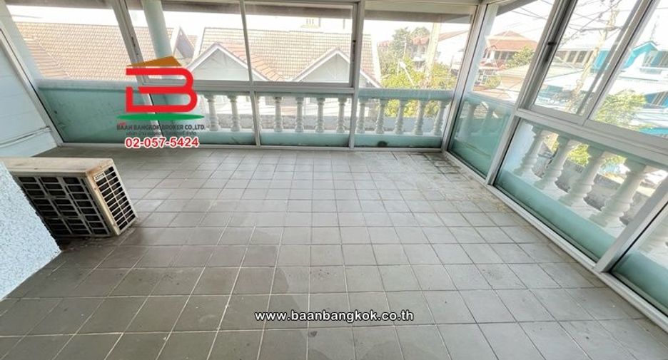 出售 4 卧室 独立屋 在 Bang Khen, 曼谷