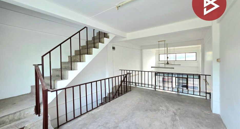For sale 2 bedrooms retail Space in Nong Khaem, Bangkok