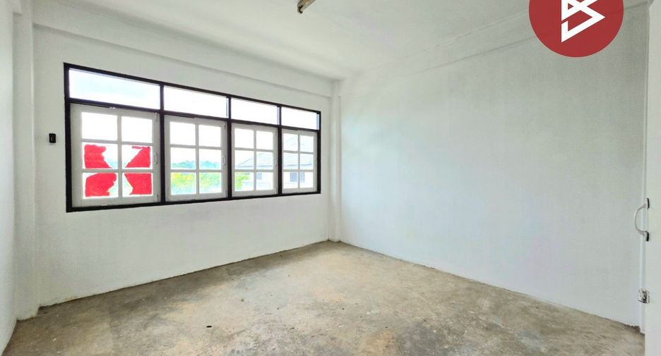 For sale 2 bedrooms retail Space in Nong Khaem, Bangkok