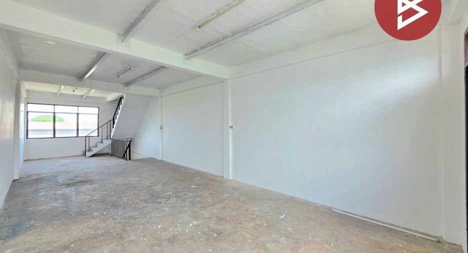 For sale 2 bedrooms retail Space in Nong Khaem, Bangkok