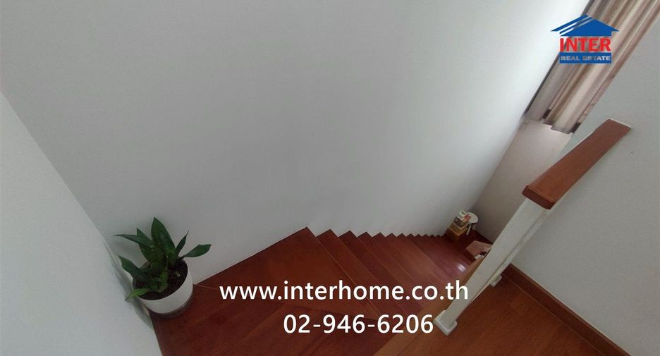 Casa adosada en venta de 4 habitaciones en Bang Yai, Nonthaburi